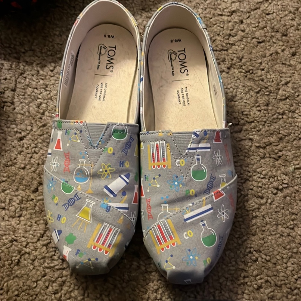 “Science” print Toms